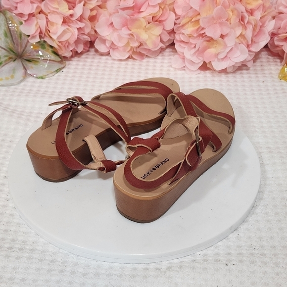 Lucky Brand Leather Cognac Strappy Sandals 7M - Picture 5 of 10